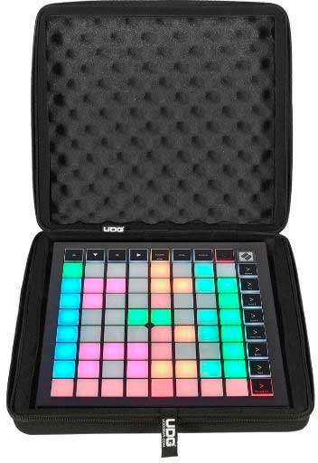 U8472BL - CREATOR PORTABLE FADER HARDCASE MÉDIUM BLACK